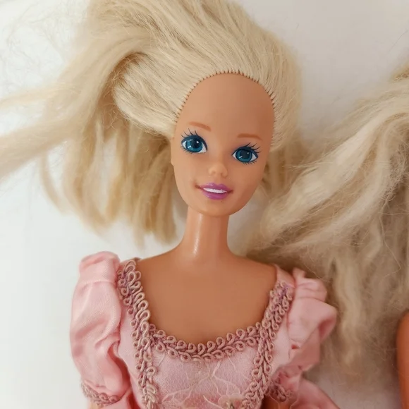 Vintage Barbie Doll Lot of 2 Dolls Blonde Pink Ruffle Dress 90s 1990s Blue Eyes - Picture 3 of 7